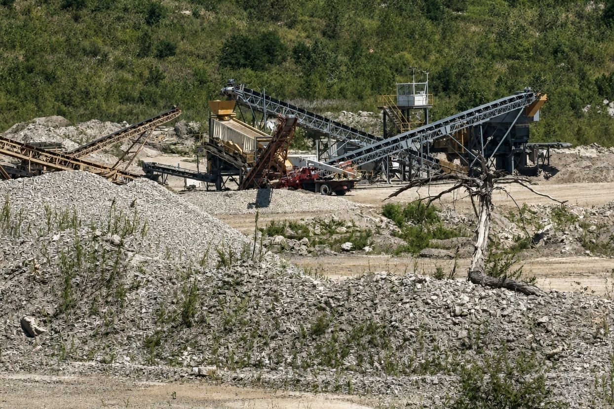 Conveyor towers feeding a stone crushing plant